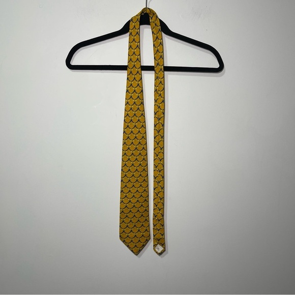 Brooks Brothers yellow & blue horse bit print 100% silk career office neck tie - Picture 1 of 5
